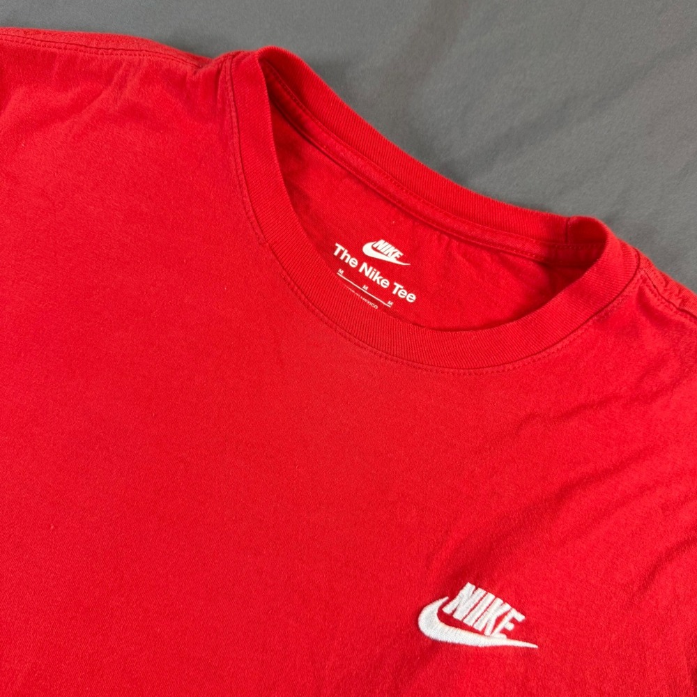 Nike The Nike Tee Mens Medium Red Long Sleeve Embroidered Futura Logo T-Shirt